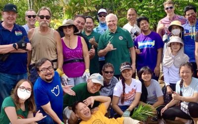 Volunteers, including Honolulu Mayor Rick Blangiardi help plant “Bee Friendly Garden” at Honolulu Zoo