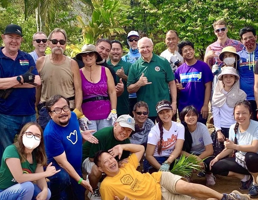 Volunteers, including Honolulu Mayor Rick Blangiardi help plant “Bee Friendly Garden” at Honolulu Zoo